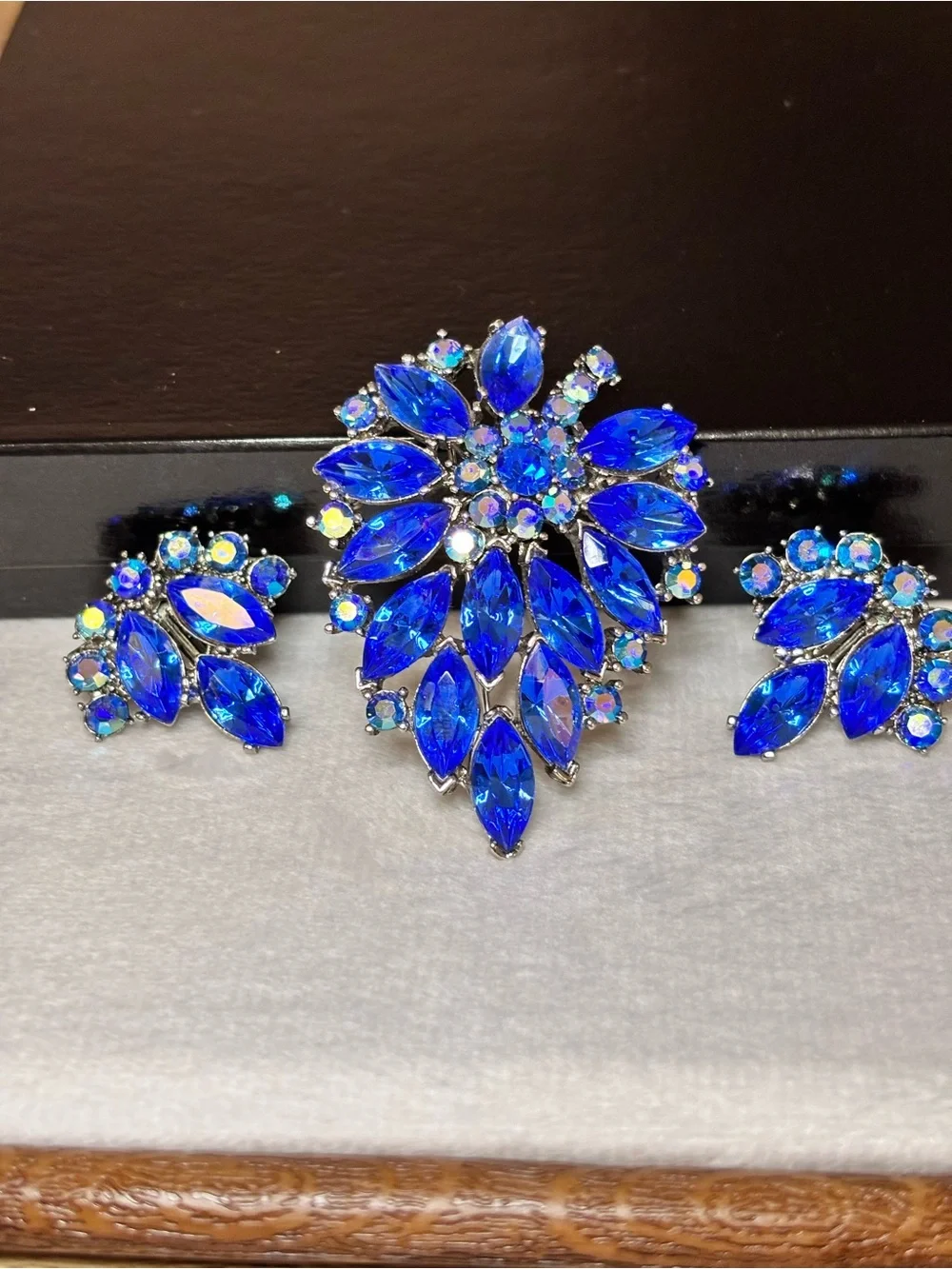 Vintage Signed WEISS Royal Blue AB Rhinestone Brooch Earrings Set